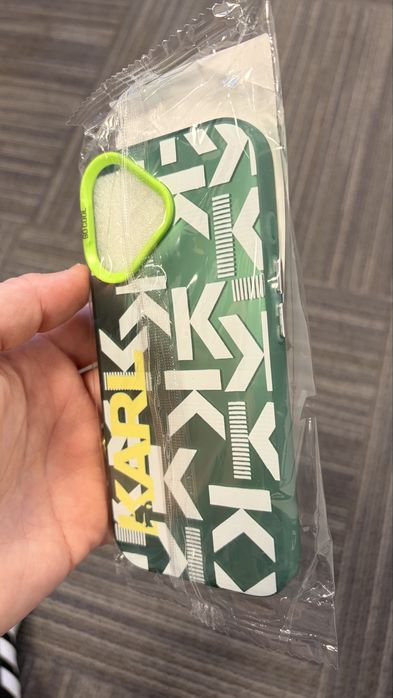 Husa protectie Iphone 17