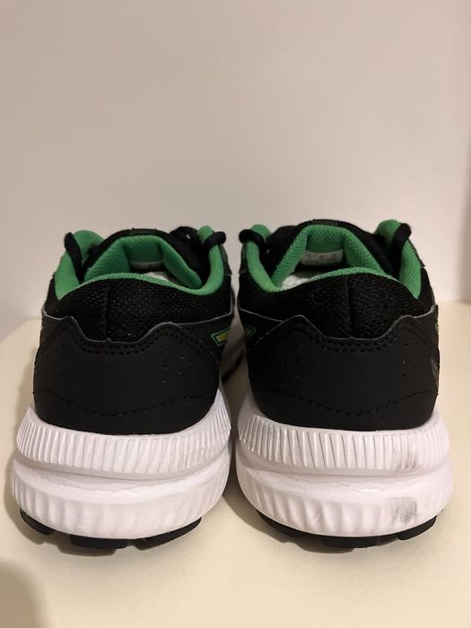 Като нови!Мъжки маратонки Asics-38,39н.