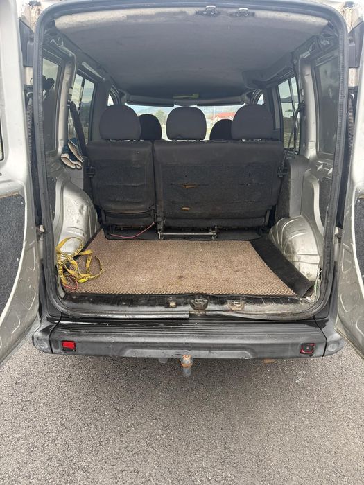 Fiat Doblo 2.0 Diesel 105 CP – 5 locuri – Spațioasă – Acte OK