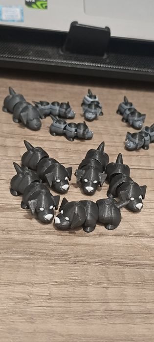 Малки подвижни играчки