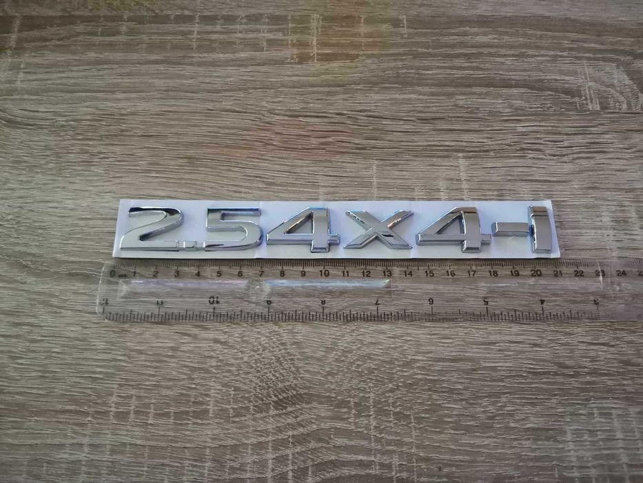 сребрист надпис 2.5 4x4-i за Нисан Nissan