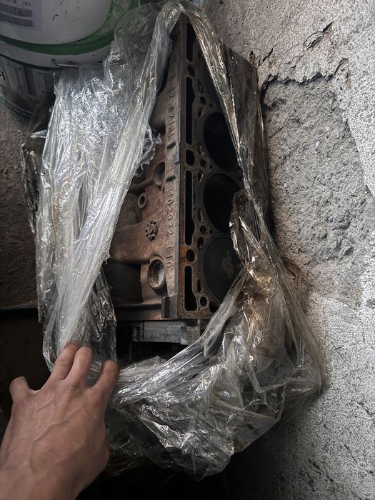 Двигатель мотор ларгус renault 1.6