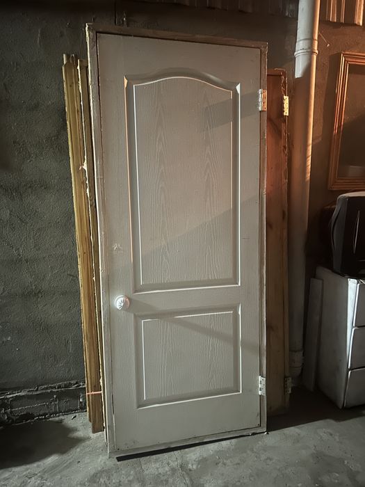 Ышкы Есыктер бар.