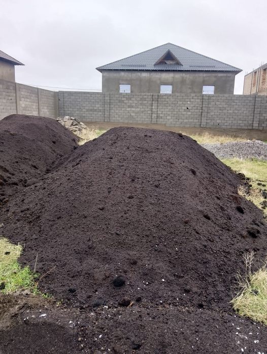 Удобрения перегной чернозем навоз ко́н