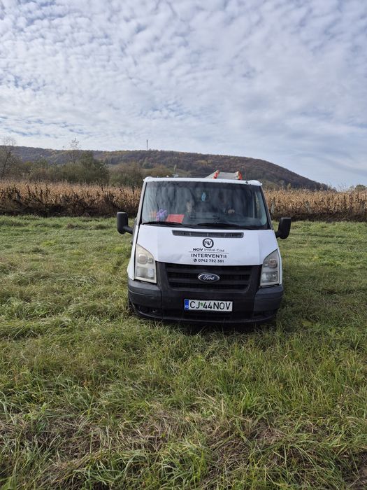 Vând Ford transit