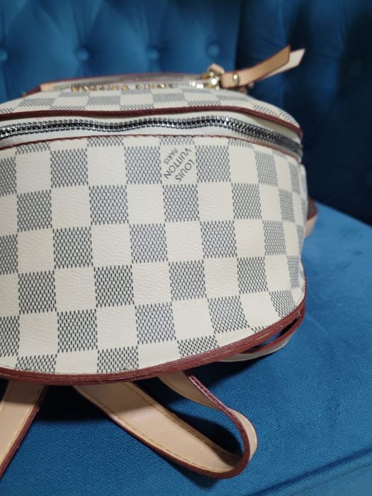 Ghiozdan Louis Vuitton