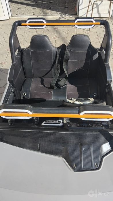 Машина  детской  как новая продам срочно