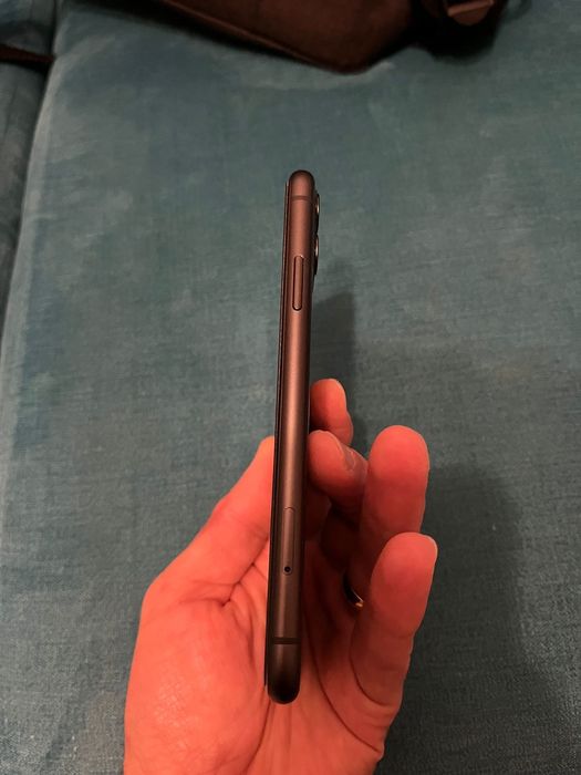 Vand Iphone 11 black 128gb garantie RO