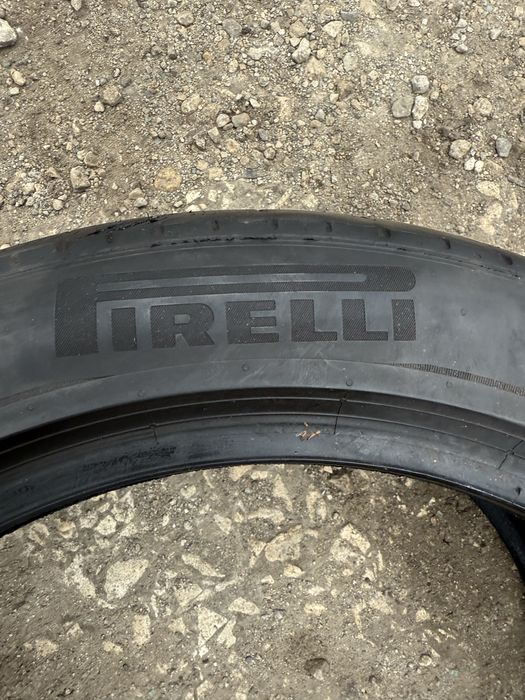 2 броя Летни гуми Pirelli 245/45 R18 Dot 4422 ном 215