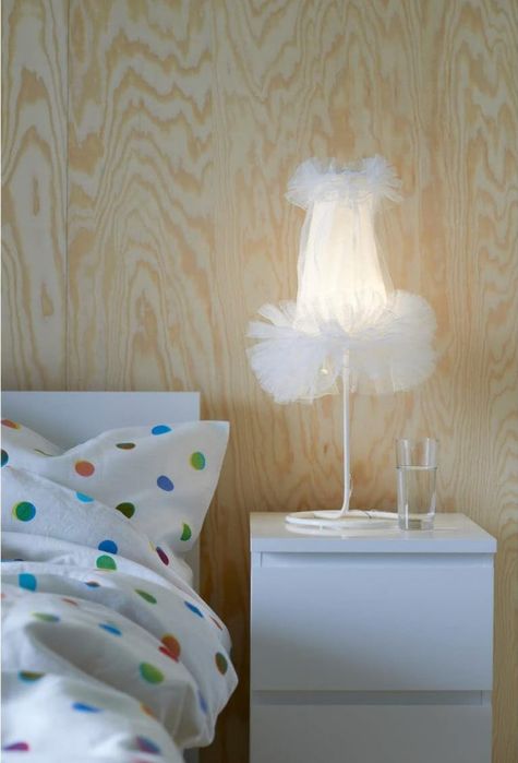 Нощно бяло шкафче Vicco 6029