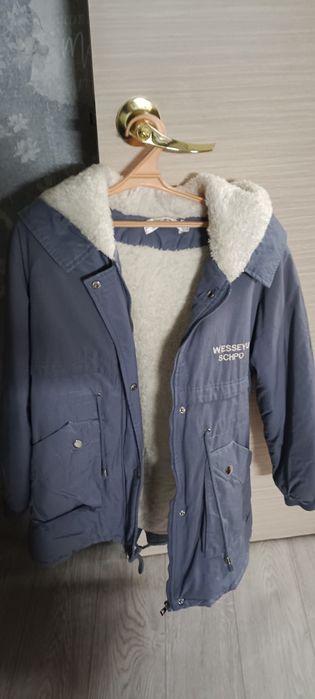 Теплая зимняя куртка