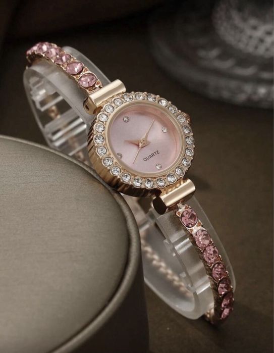 Елегантни дамски часовници НОВИ