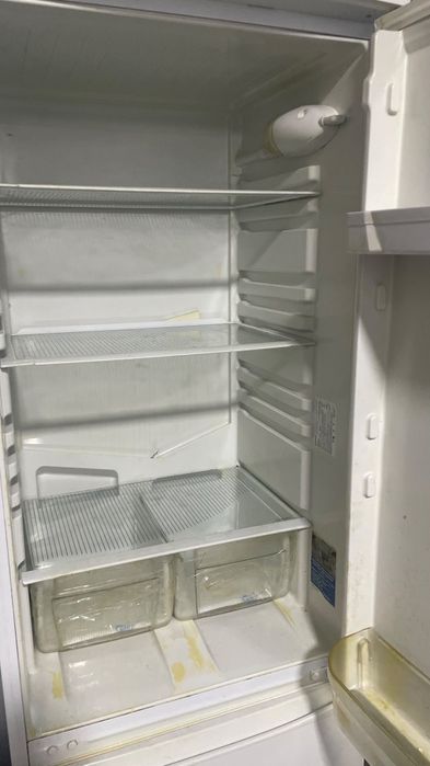Продам холодильник за 20000