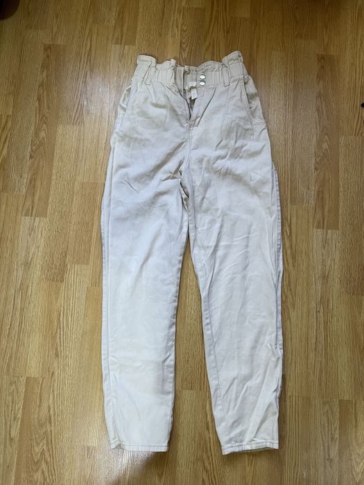 Blugi crem, talie înaltă, H&M