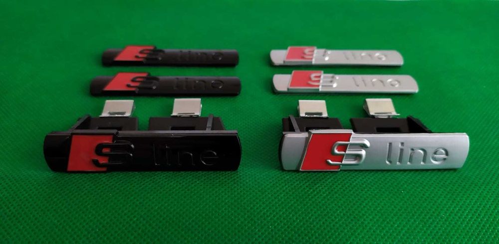 Eмлема Audi S line лого S-line RS / решетка / врати / волан сива черна