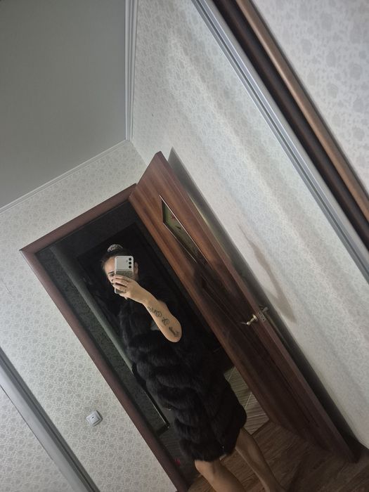 Продам жилетку песец