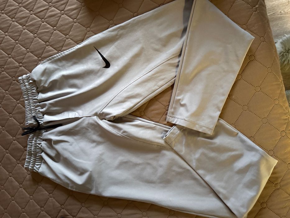 Юношески комплекти екипи Найк