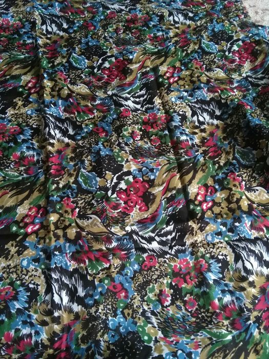 Material rochii matase