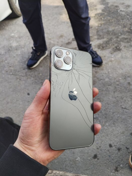 12 pro max продаётся срочно