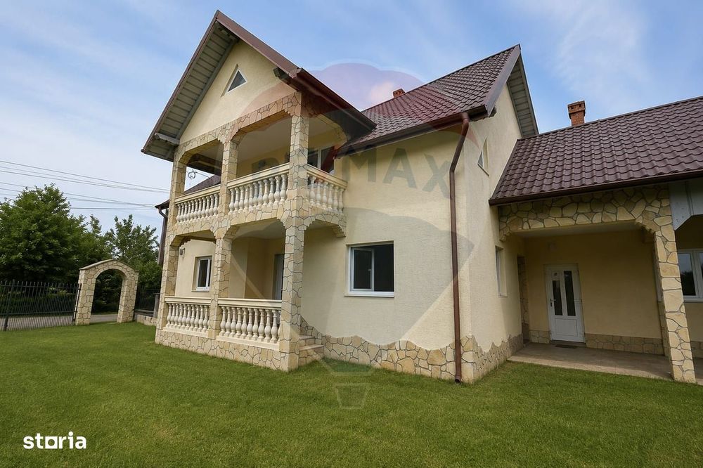 Casă de vanzare in Horodnic de Sus