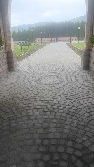 Piatră cubica de Munte Rustică - Pret Avantajos de la 50 Lei