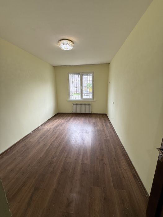 Срочна сотилади сергели янги чоштепа метро 1 чи бекат енида