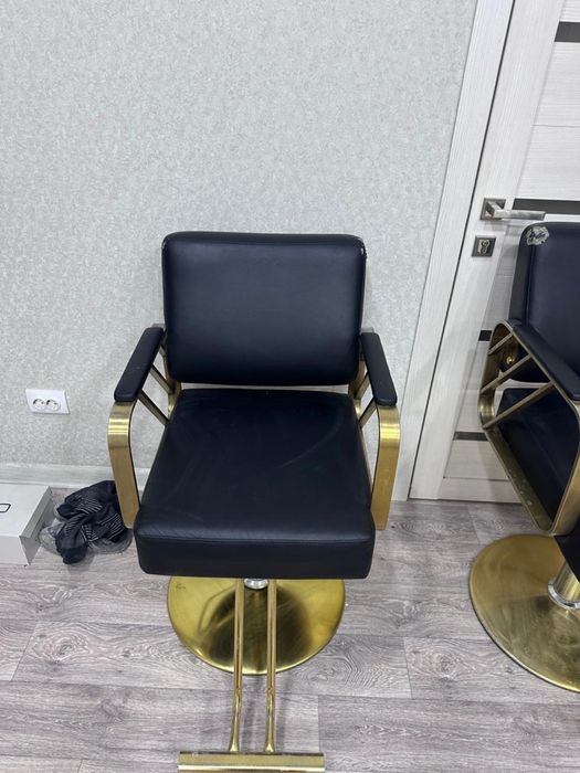 Кресла парикмахерские