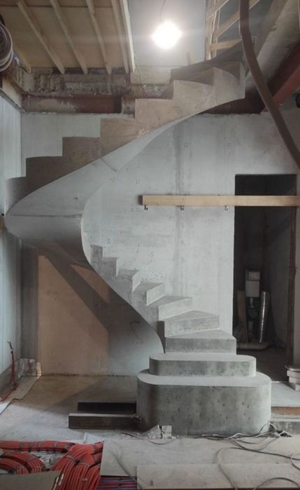 Монолитные лестницы Алматы