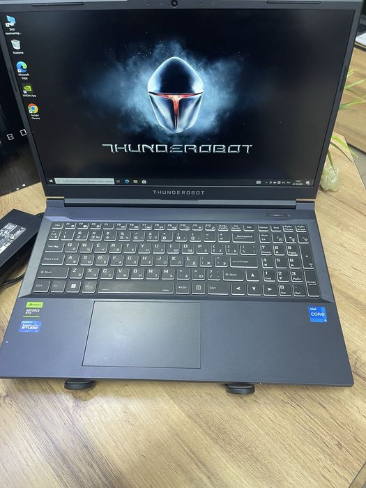 THUNDEROBOT — мощный игровой ноутбук с RTX 3050