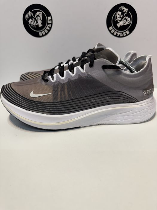 Маратонки NIKE ZOOM FLY .Номер 42.5