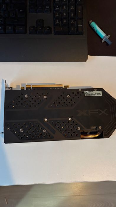 GPU RX 560 4GB XFX – curățată + pastă termică schimbată