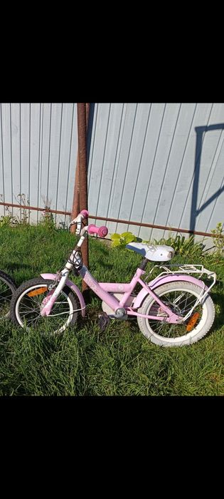 Vând 2 biciclete fetițe