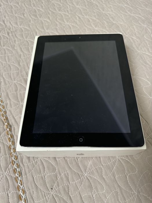 Срочно продам 2 айпада