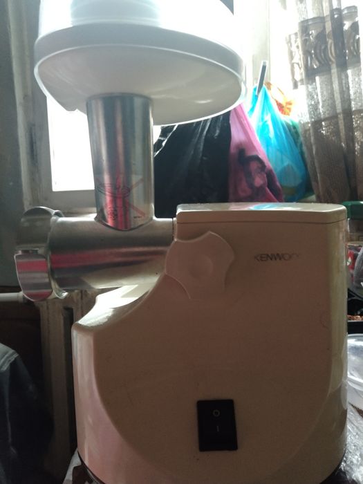 Электромясорубка