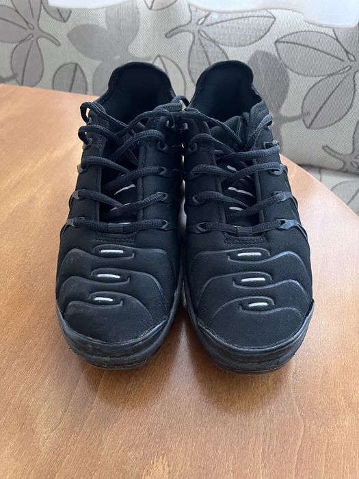 Маратонки оригинални.