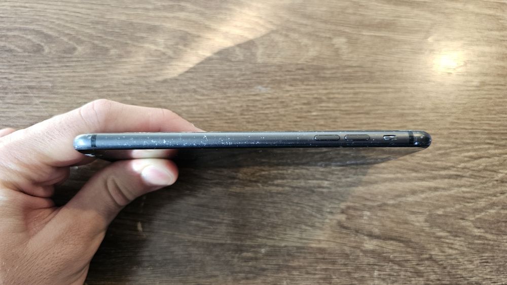 iPhone 8 plus negru 64Gb