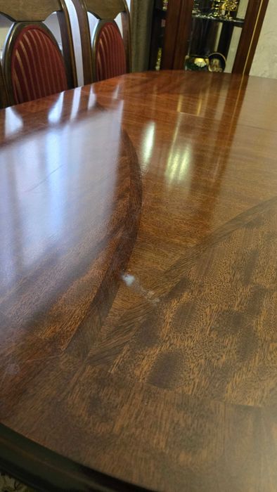 Стол раздвижной из дерева