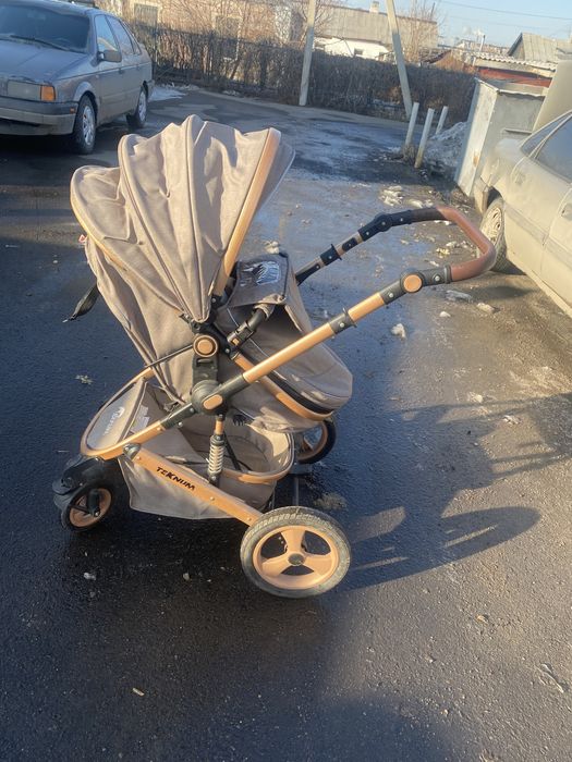 Продам коляску Teknum 3в1