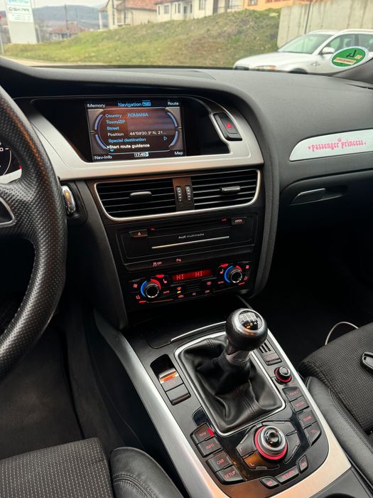 Audi A4 2012 2.0 170CP Quattro 3X S line