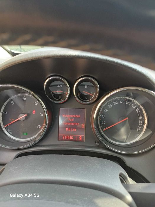 Direct proprietar, vand Opel Astra Sports Tourer 2011, 1.7 Diesel 130cp | cutie manuala 6+1 | 214500km reali | ITP, revizii si acte la zi | 4200€ fix