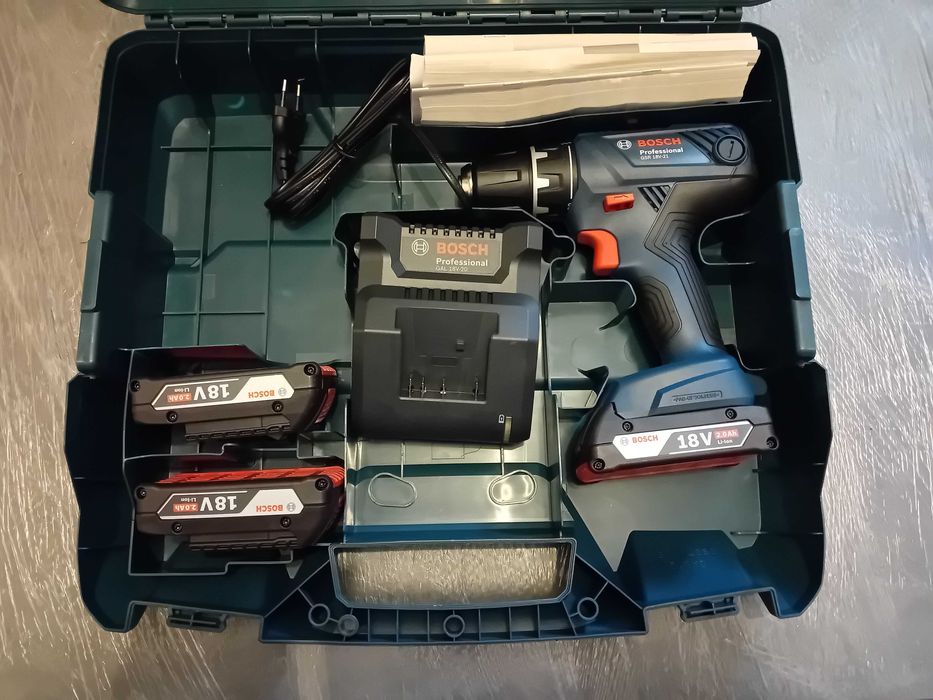 Акумулаторен Винтоверт Bosch Professional GSR 18V-21 с 3 батерии