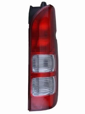 Фонарь задний  Toyota Hiace