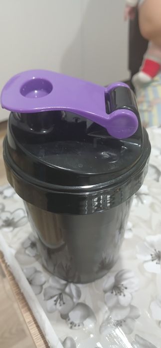 Продам Стакан шейкер