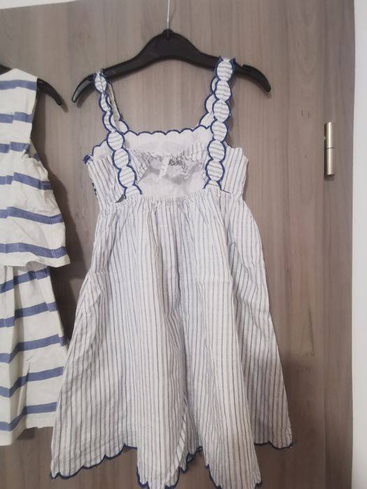 Rochițe Zara, pentru fetite 4-5 ani.
