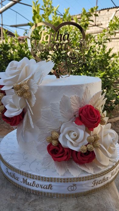 Tort lezbiyan lesbiyanlarning hazillari haqida aqldan ozgan