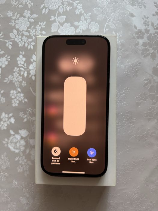 Iphone 15 pro / 256 gb / 83%