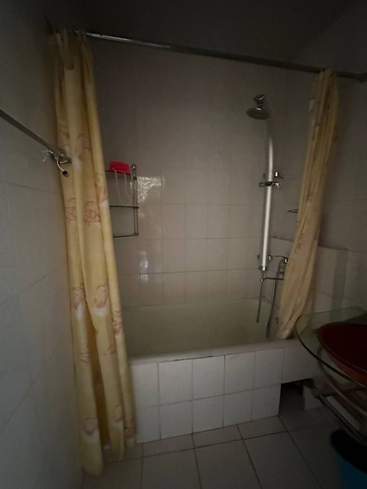 Шайхонтохур лабзак Ц-13 4/6/9.90м2 Срочно Продам квартиру