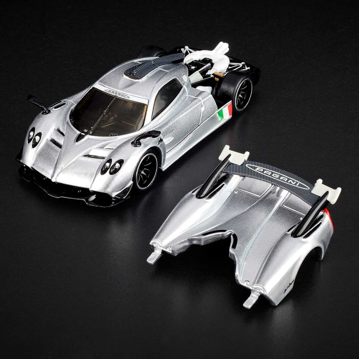 Hot Wheels RLC Exclusive ’21 Pagani Huayra R
