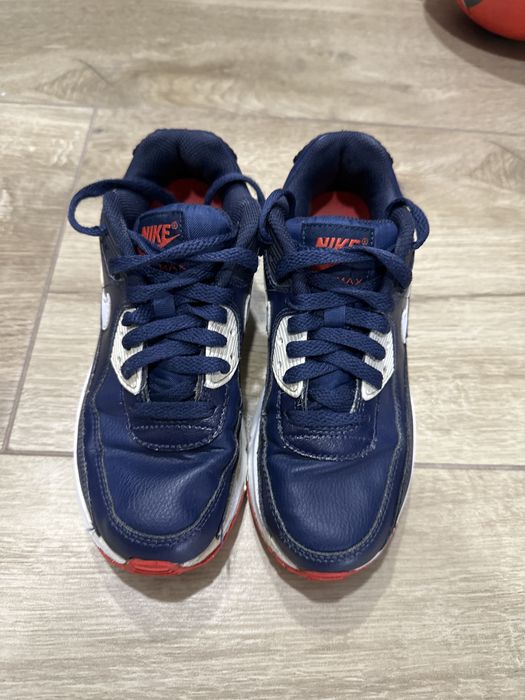 Маратонки nike 36