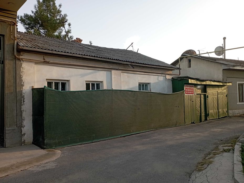 Продам дом в Кибрае. Не далеко от центра